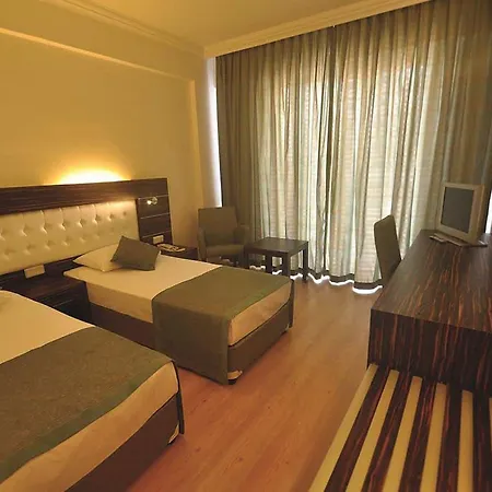 Szálloda Sunny Hill Alya 4*