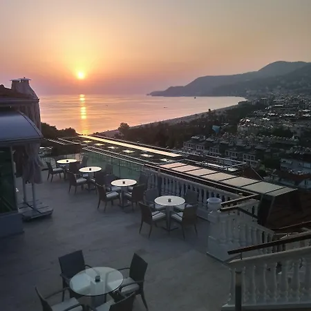 Sunny Hill Alya Hotel