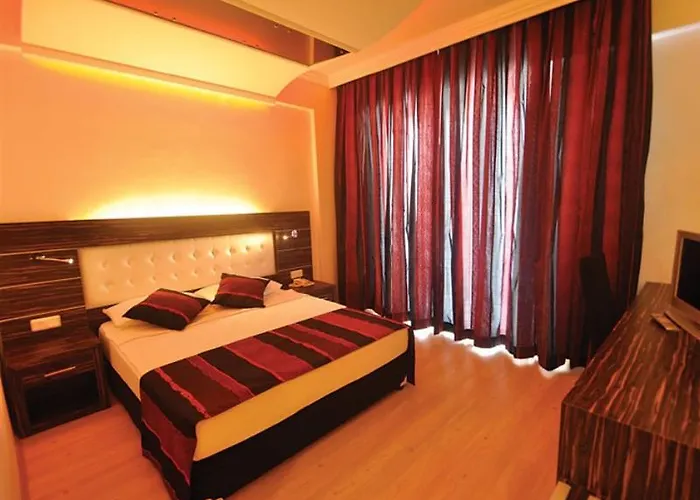 فندق صني هيل عليا